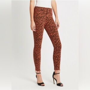 MOTHER high waisted looker ankle fray in animal attraction size 28